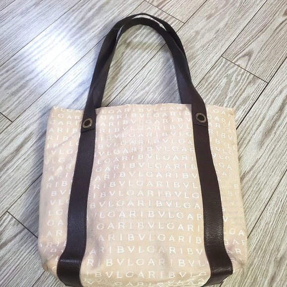 Bulgari Tote with Pouch - Picture 4 of 13